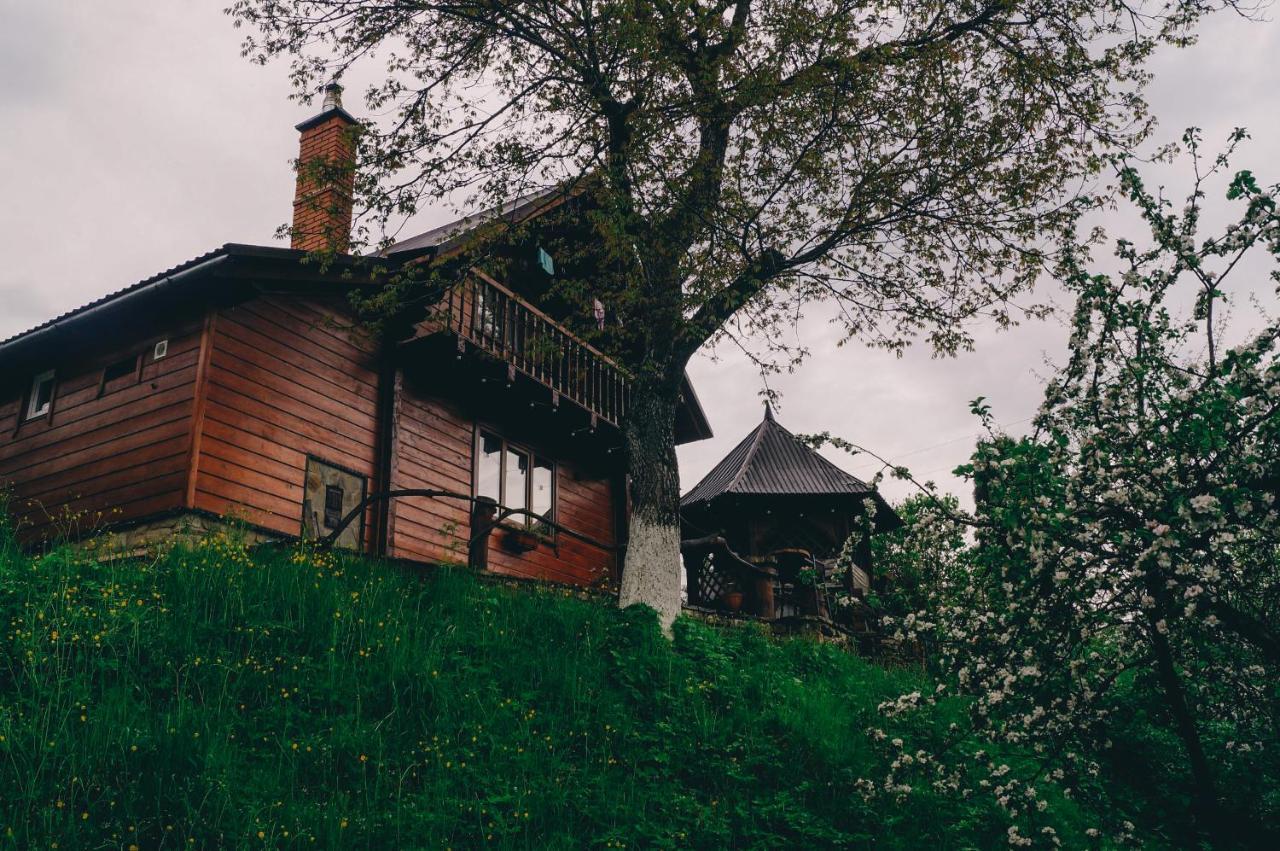 Будиночок В Карпатах Yaremche Bagian luar foto