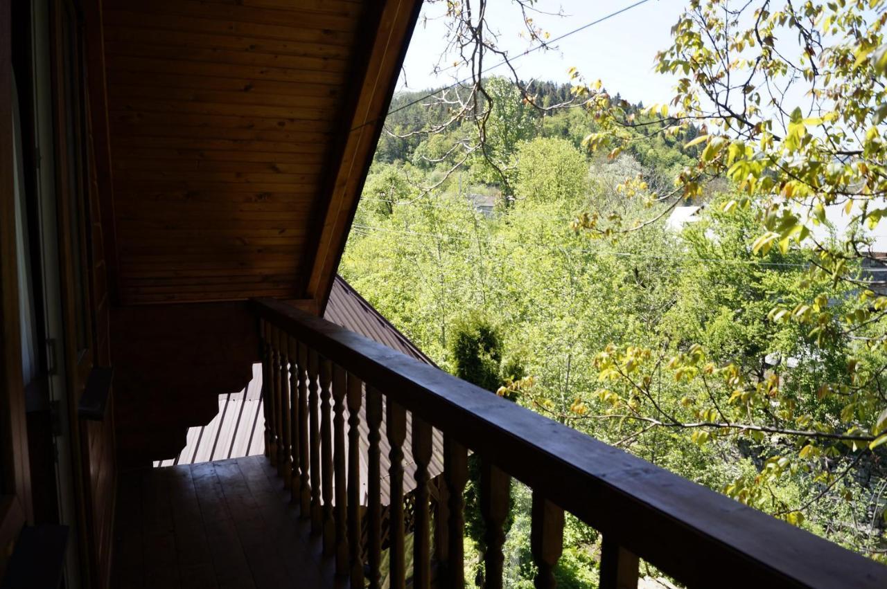 Будиночок В Карпатах Yaremche Bagian luar foto